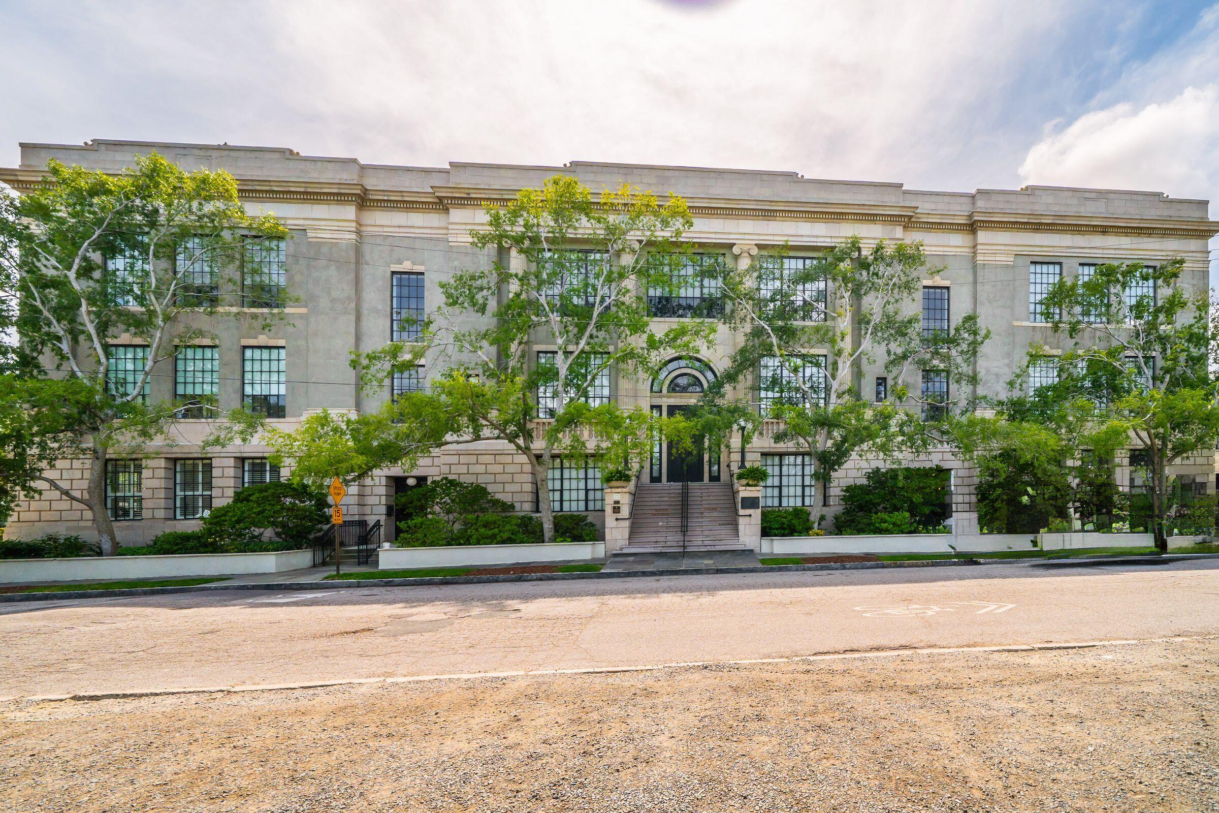 3 Chisolm Street 204