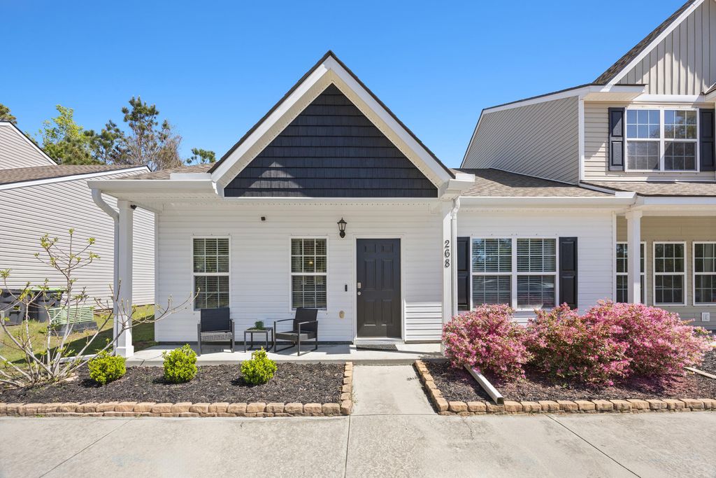 Photo of 268 Admiration Avenue, Beaufort, SC 29906 (MLS # 26007589)