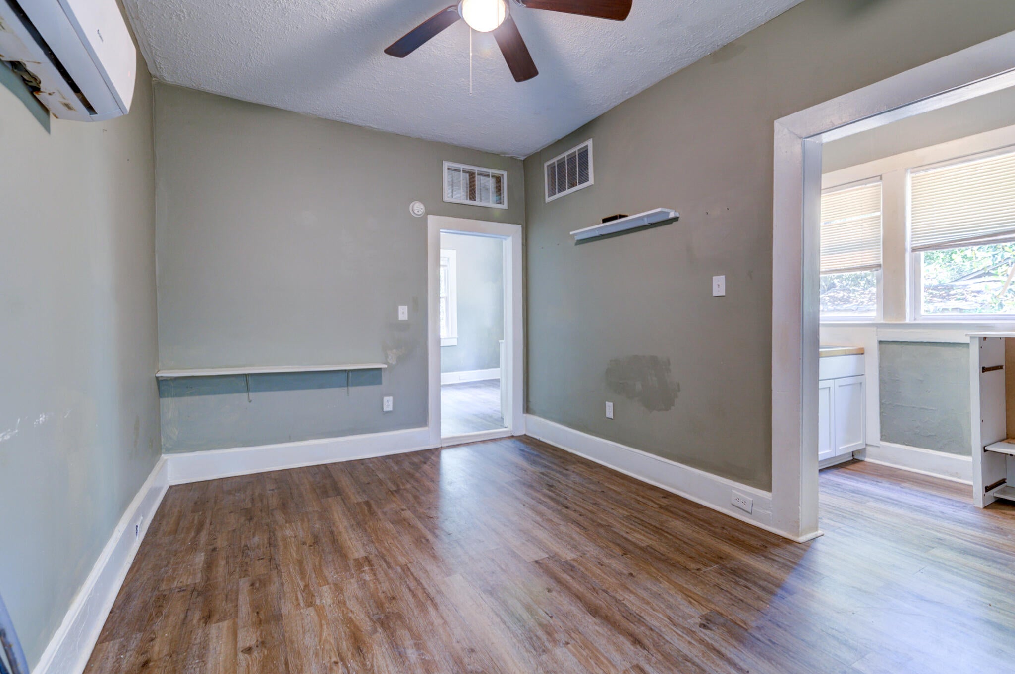 3426 Navajo Street A & B