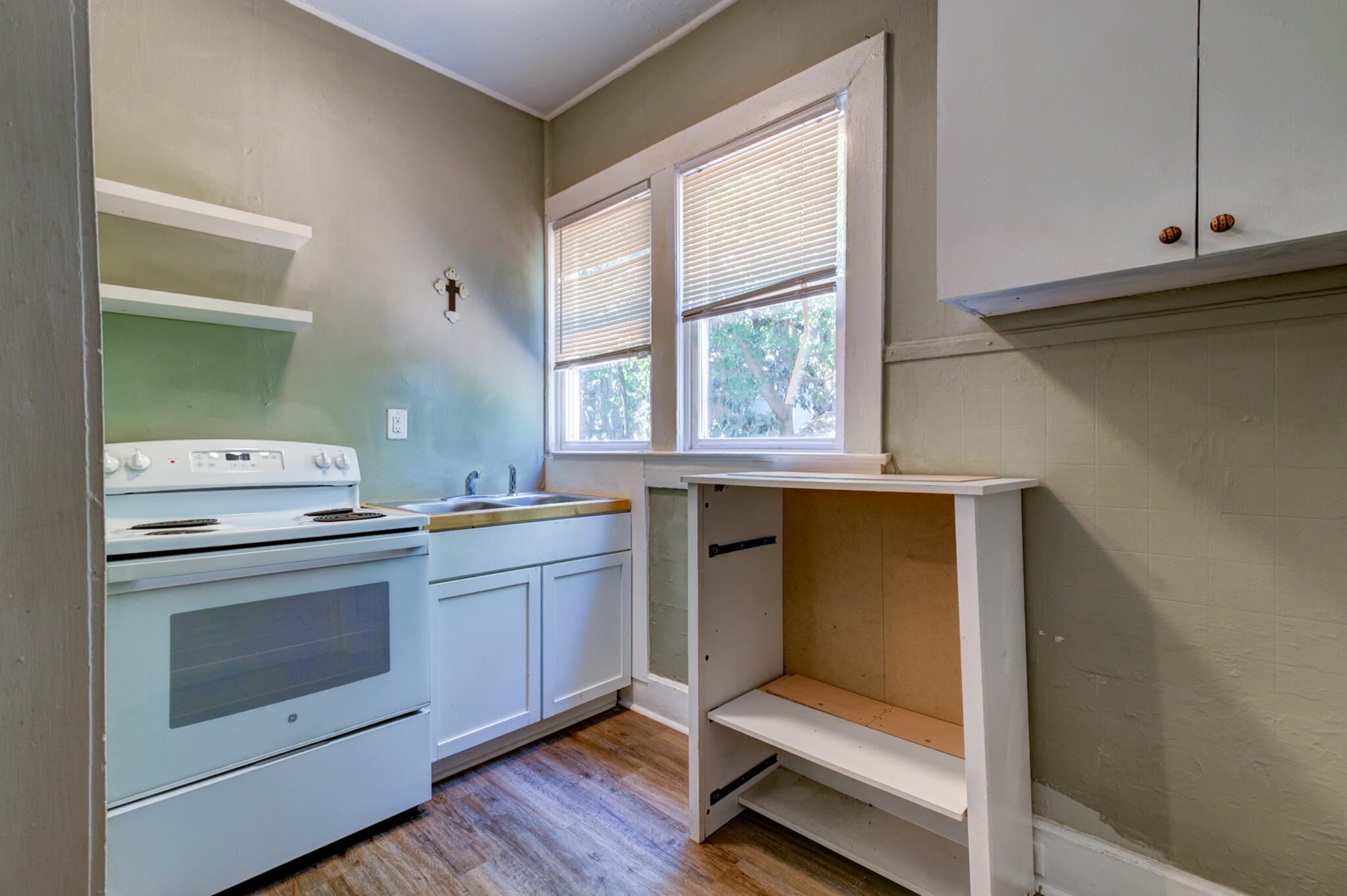 3426 Navajo Street A & B