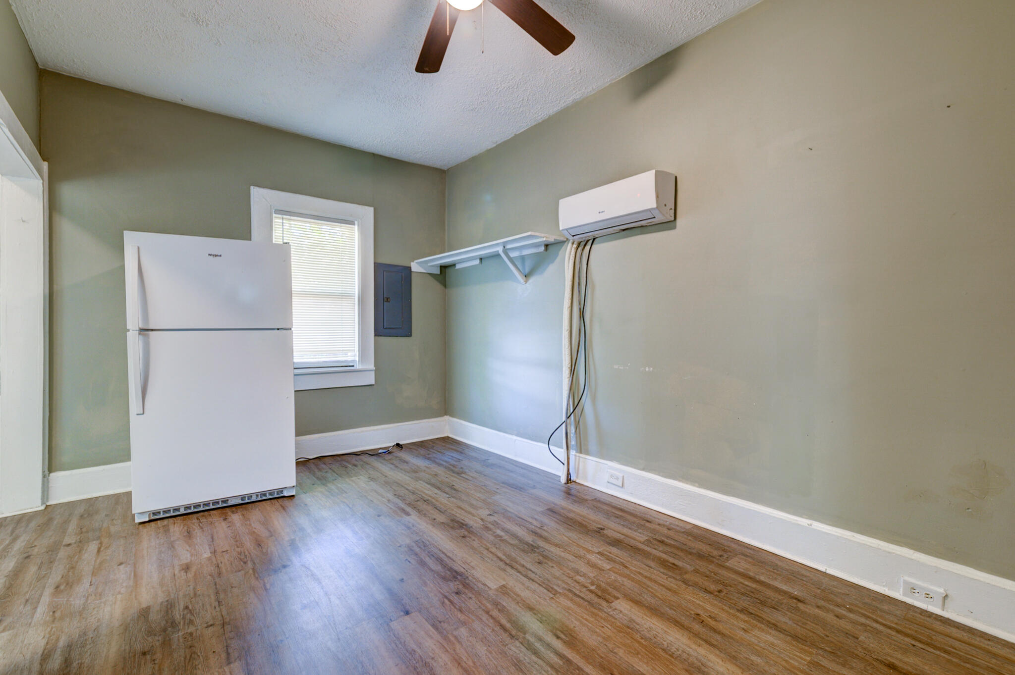 3426 Navajo Street A & B