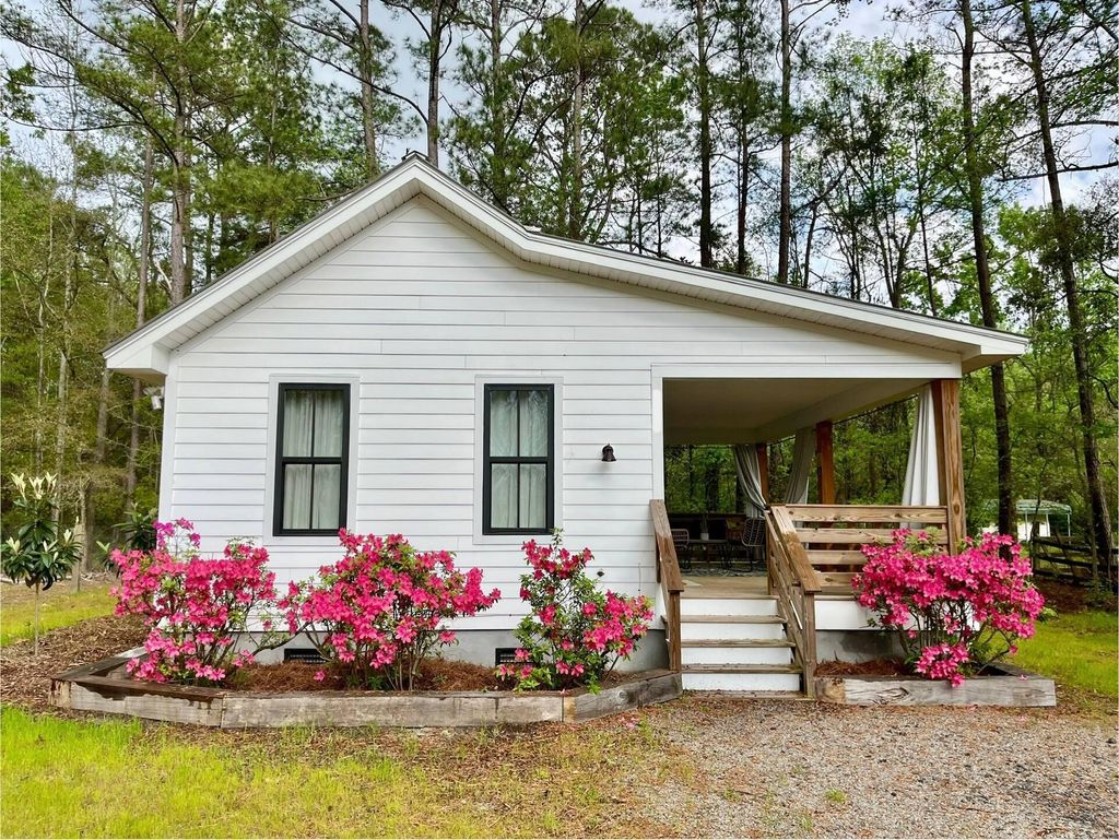 Photo of 120 White Picket Lane, Summerville, SC 29483 (MLS # 26007763)