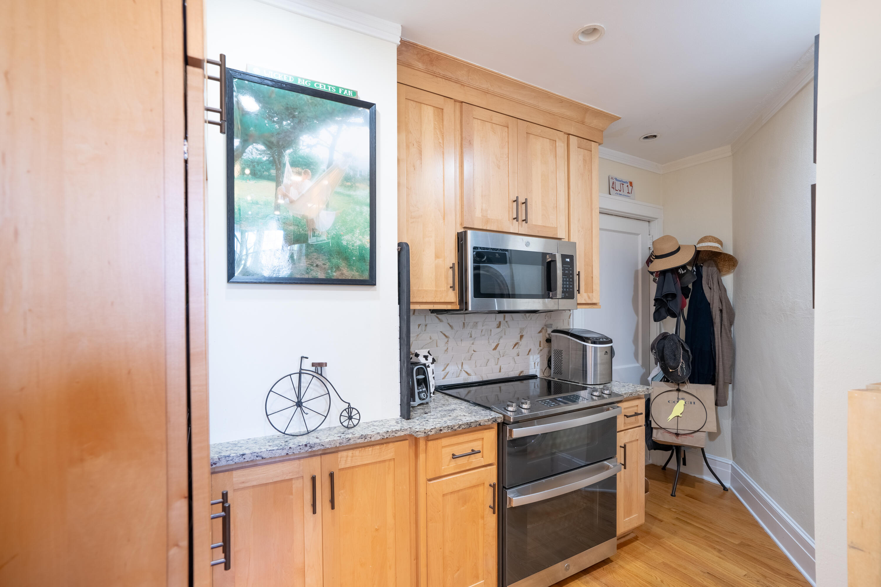 63 Rutledge Avenue 8