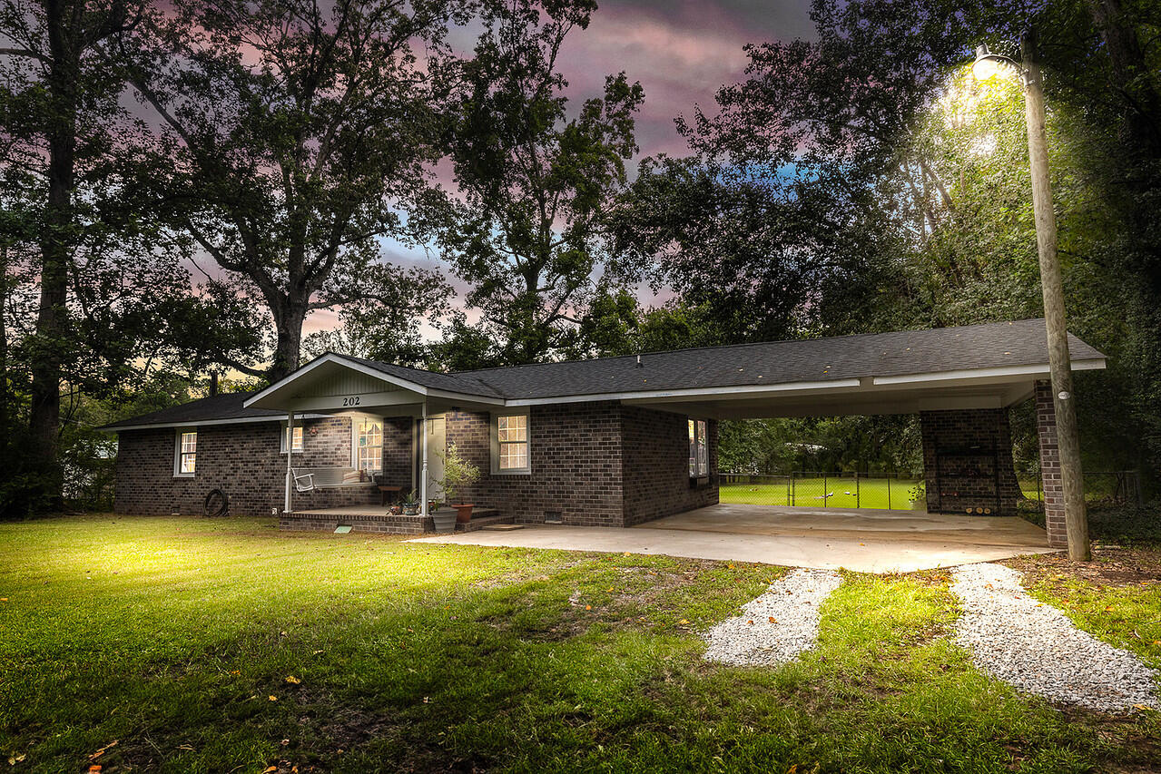 202 Muskie Drive