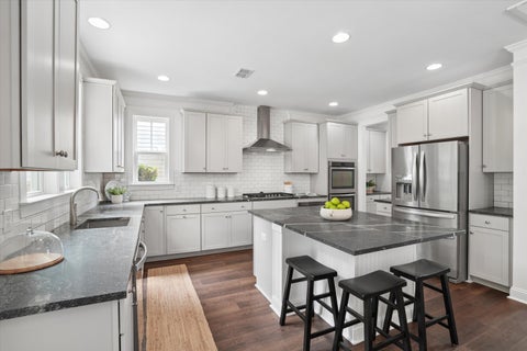 Photo of 1300 Enfield Lane, Mount Pleasant, SC 29466 (MLS # 26025375)