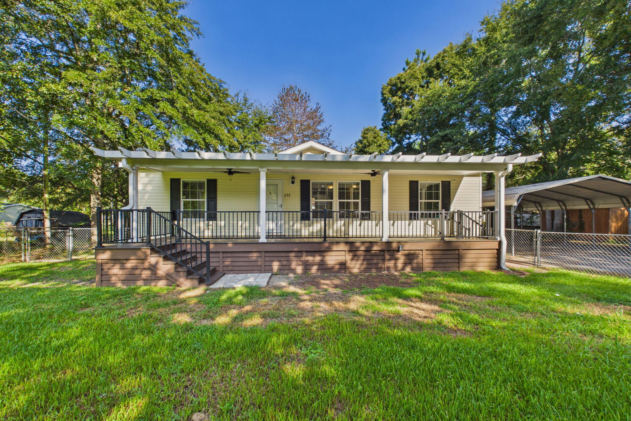 632 Levee Drive
