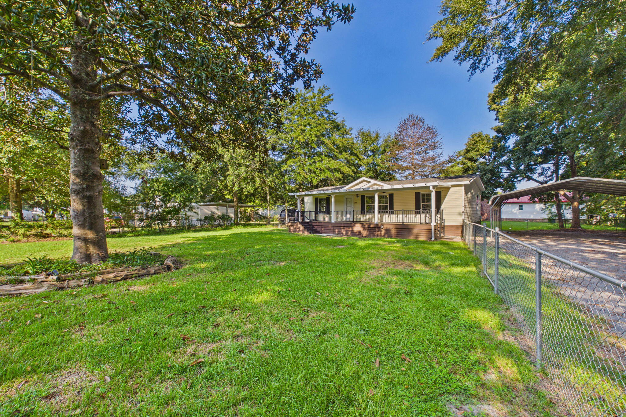 632 Levee Drive