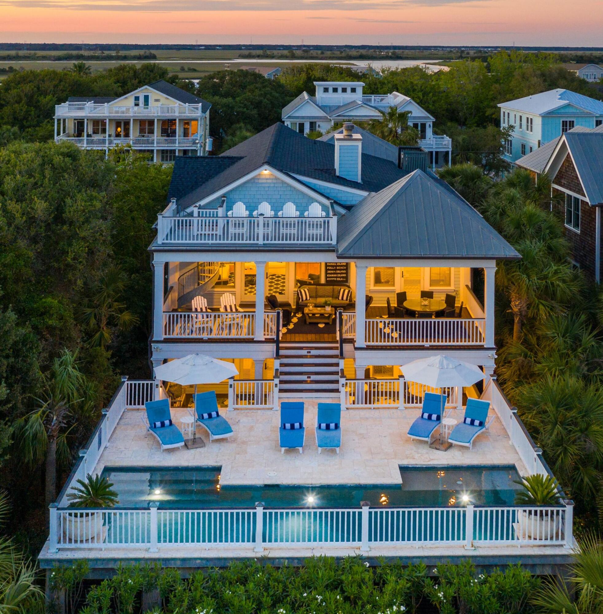 118 Charleston Boulevard