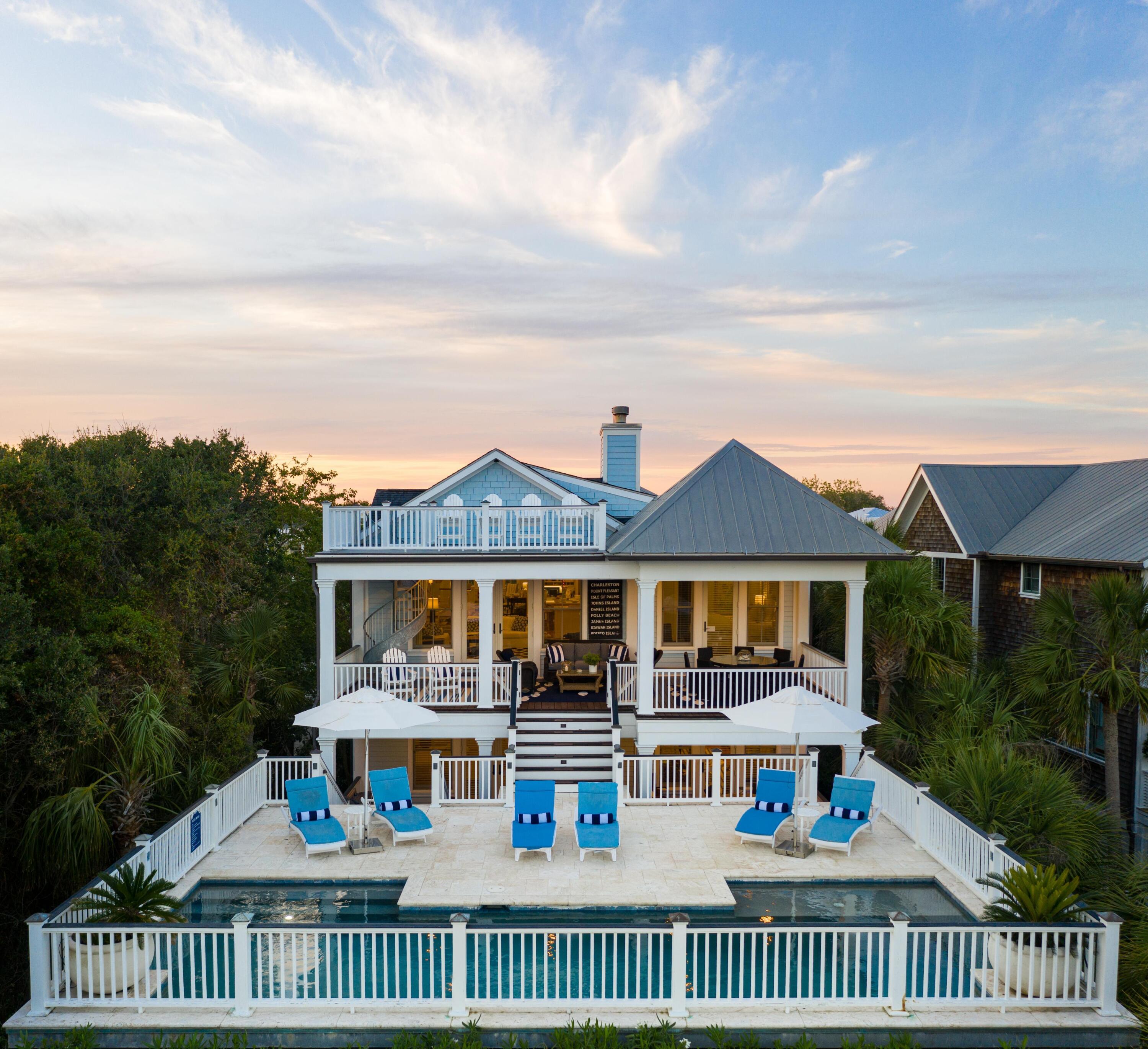 118 Charleston Boulevard