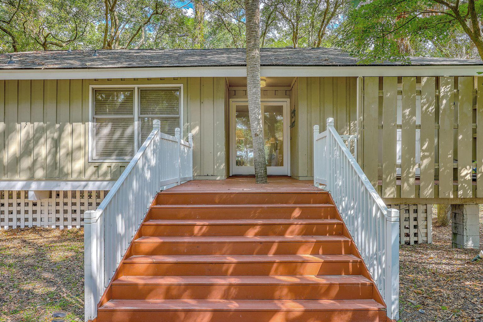 52 Eugenia Avenue