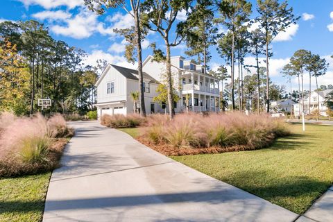 A home in Mount Pleasant