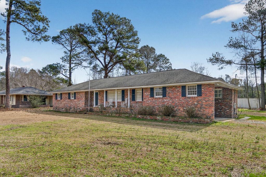 Photo of 1030 State Street, Sumter, SC 29153 (MLS # 26006561)