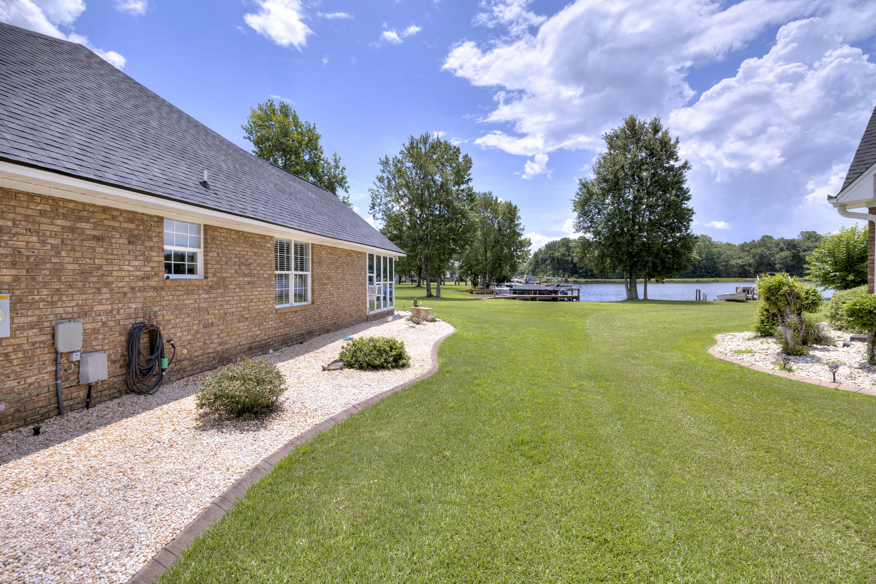 127 Ridge Lake Drive