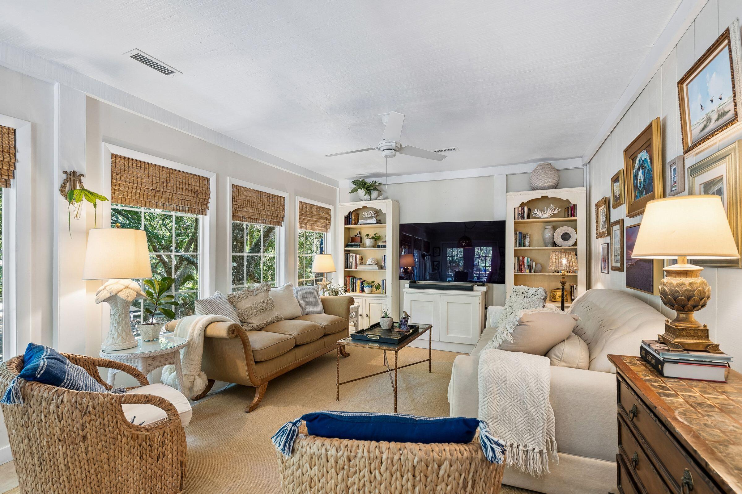 44 Twin Oaks Lane