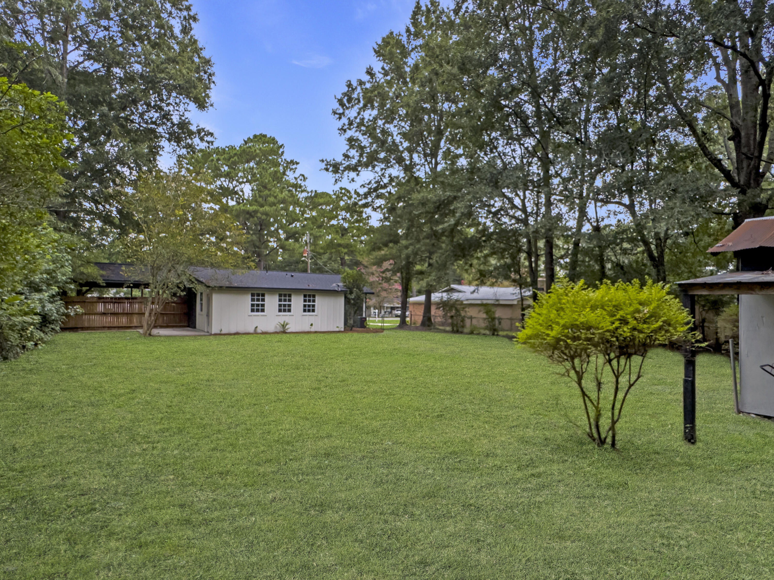 117 White Boulevard