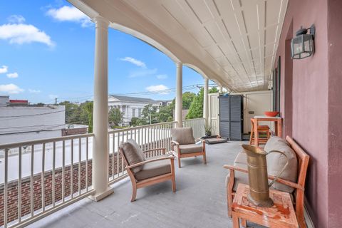 Condominium in Charleston SC 286 Meeting Street 31.jpg