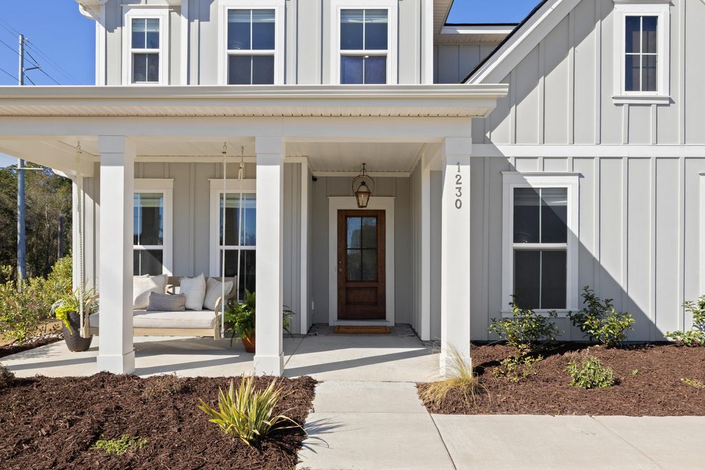 Photo of 1230 Brackish Court, Beaufort, SC 29902 (MLS # 26006684)