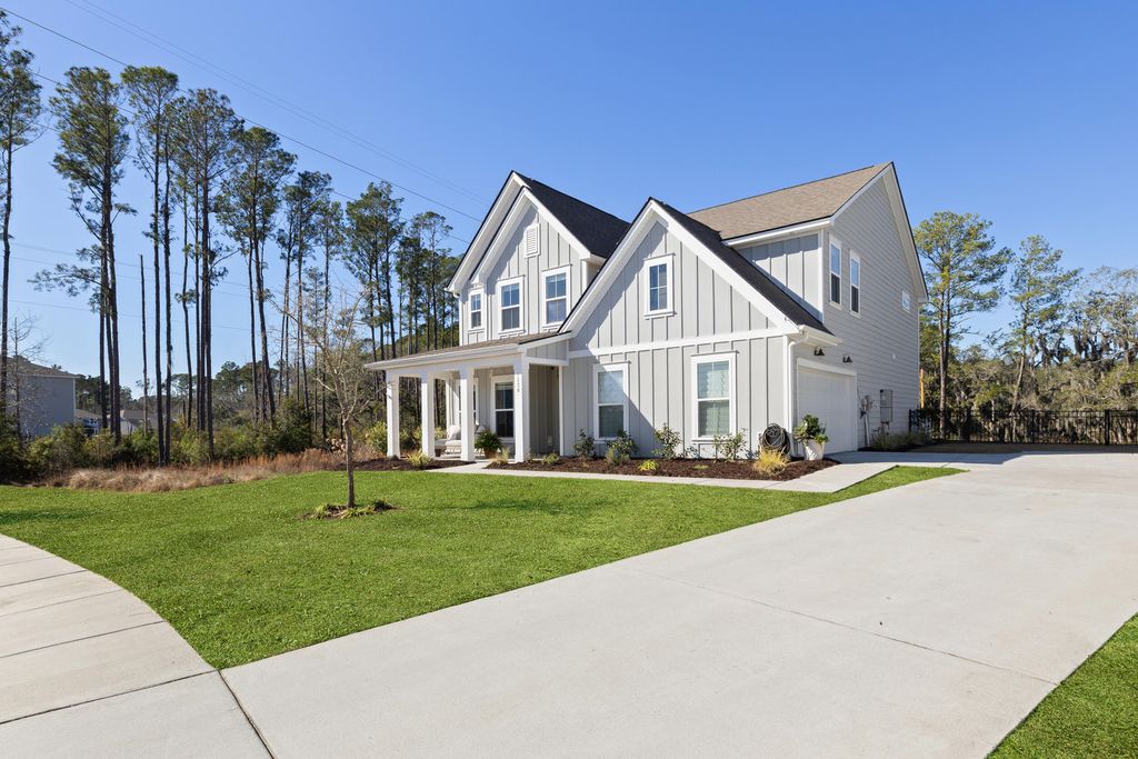 Photo of 1230 Brackish Court, Beaufort, SC 29902 (MLS # 26006684)