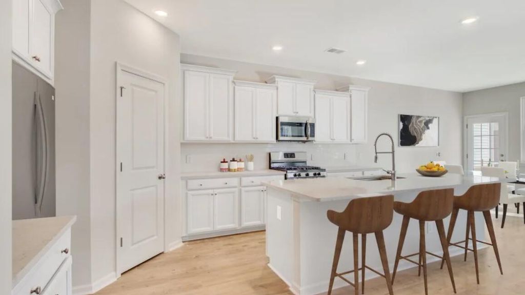 Photo of 122 Sea Oat Street, Summerville, SC 29485 (MLS # 25030795)