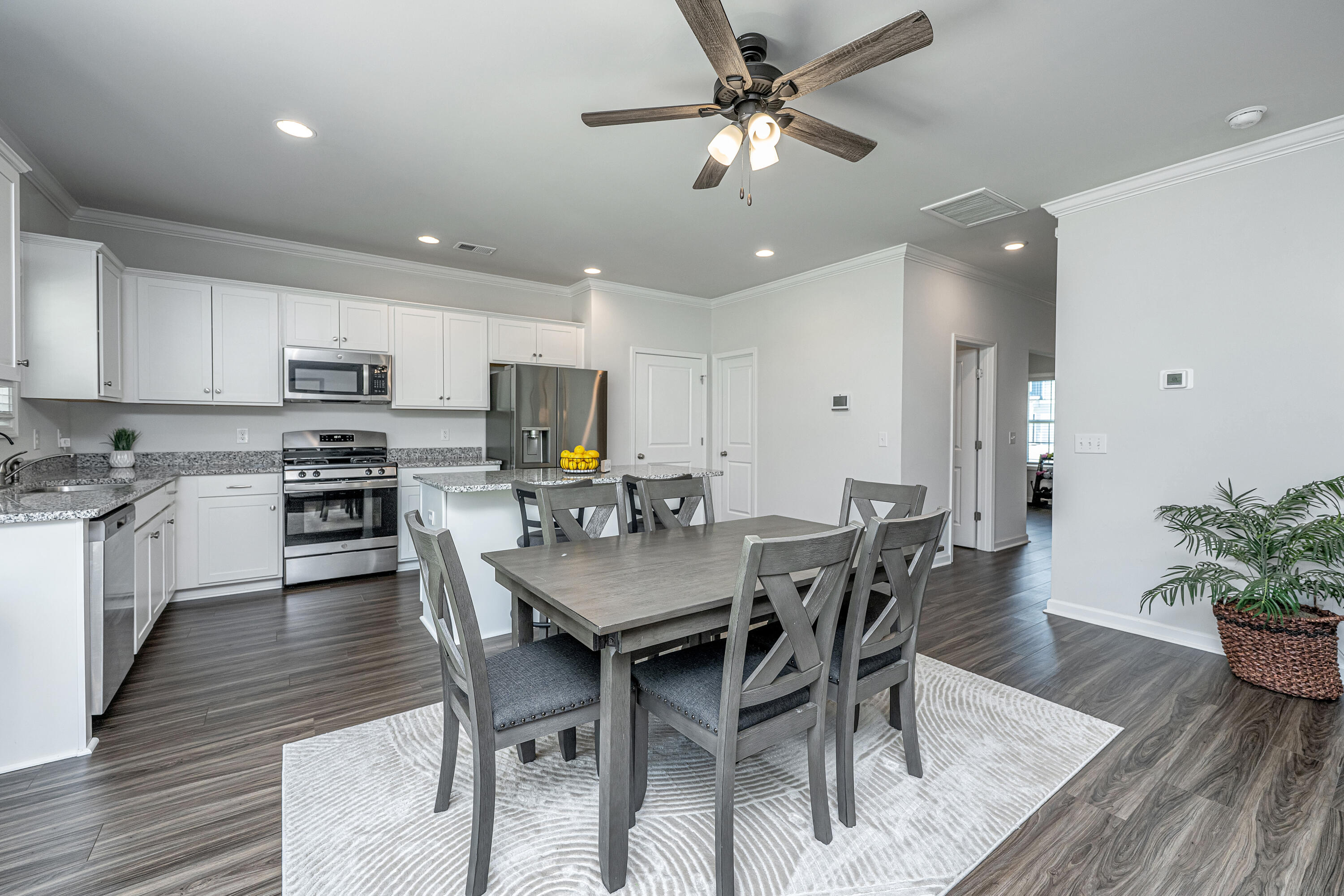 222 Torslanda Lane