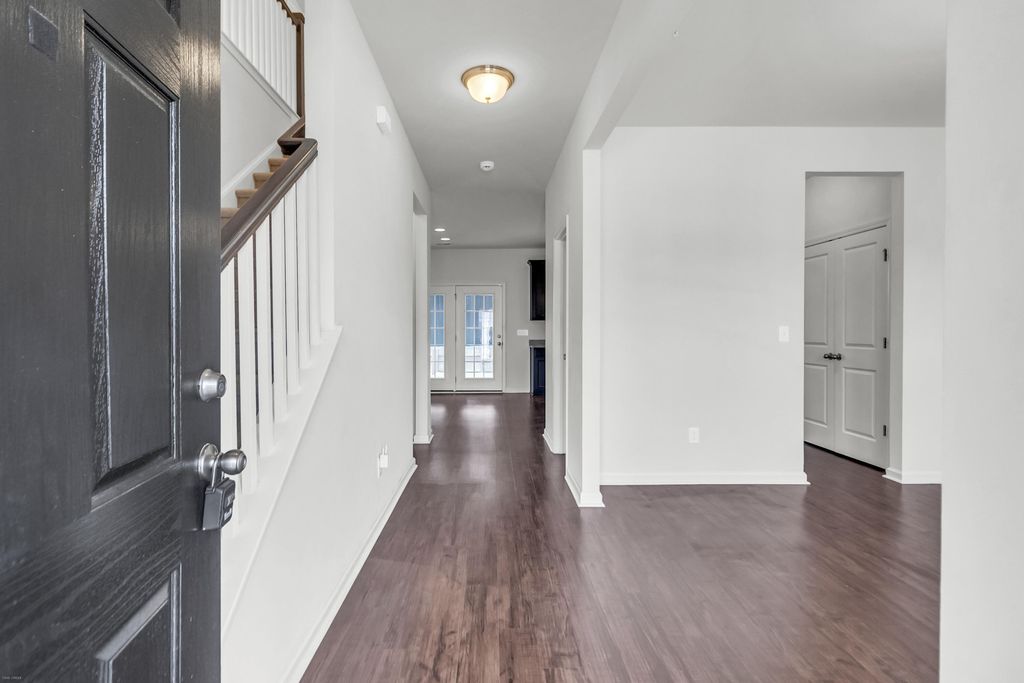 Photo of 121 Sugeree Drive, Moncks Corner, SC 29461 (MLS # 25023834)