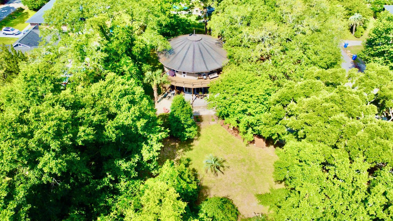 2069 Saint James Drive