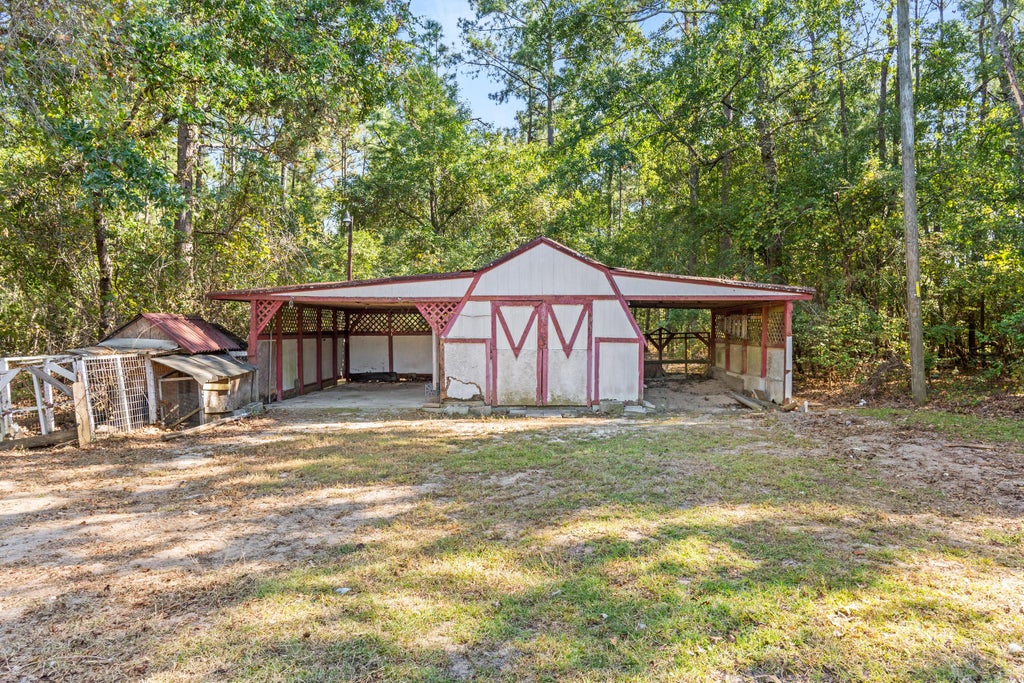 Photo of 144 Lakeway Drive, Saint Matthews, SC 29135 (MLS # 26028167)