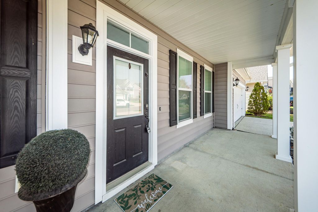 Photo of 416 Spectrum Road, Summerville, SC 29486 (MLS # 26007285)