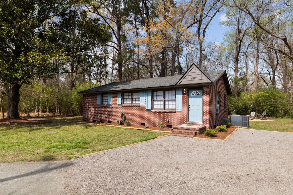 Photo of 1780 Bevis Road, Charleston, SC 29414 (MLS # 26007404)