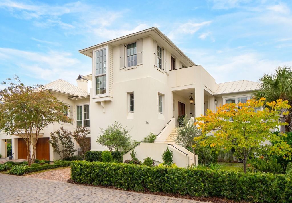 Photo of 74 Halsey Boulevard, Charleston, SC 29401 (MLS # 26008617)