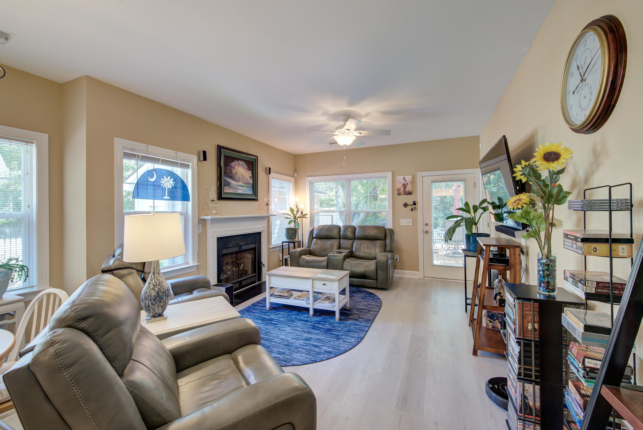 2242 Daniel Island