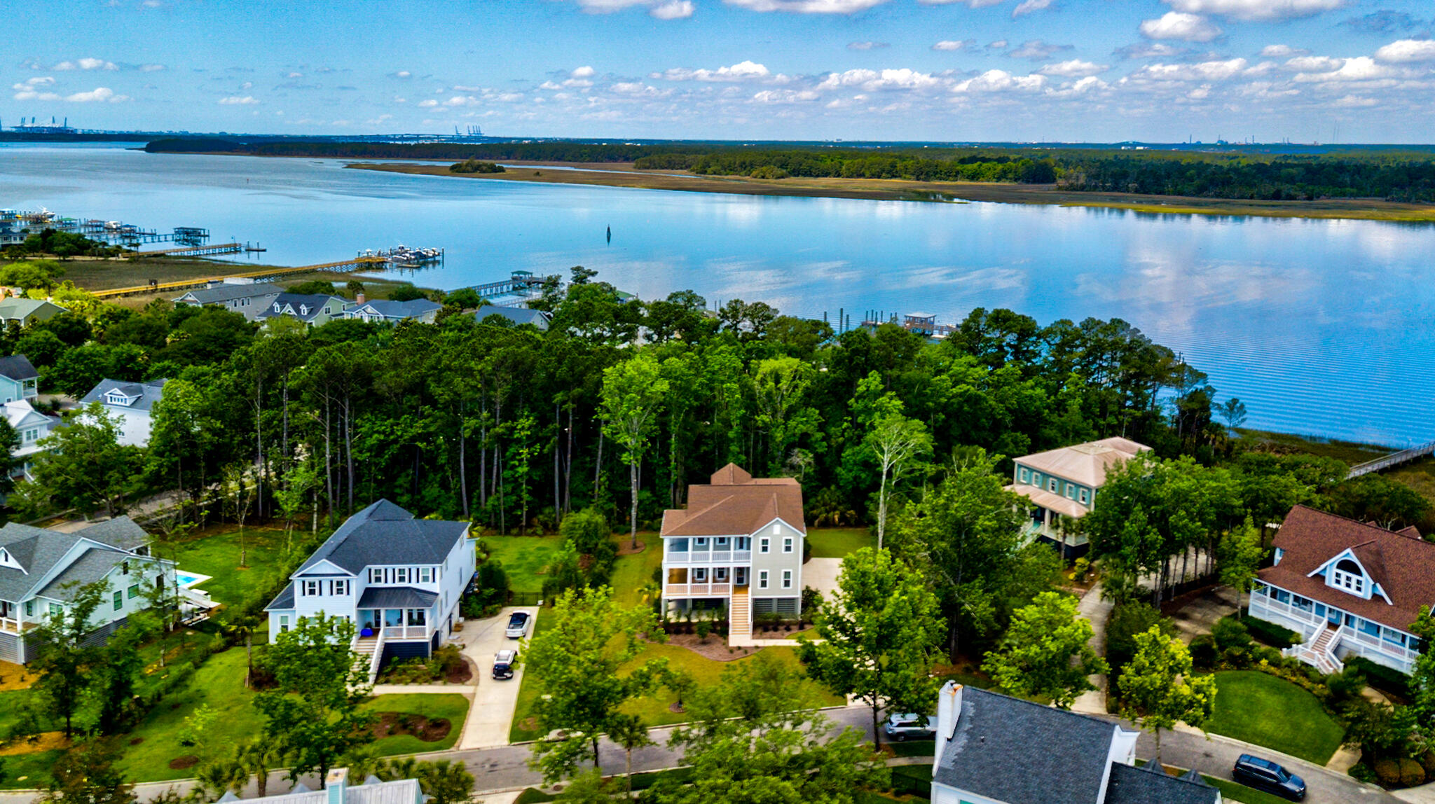 2204 Hartfords Bluff Circle