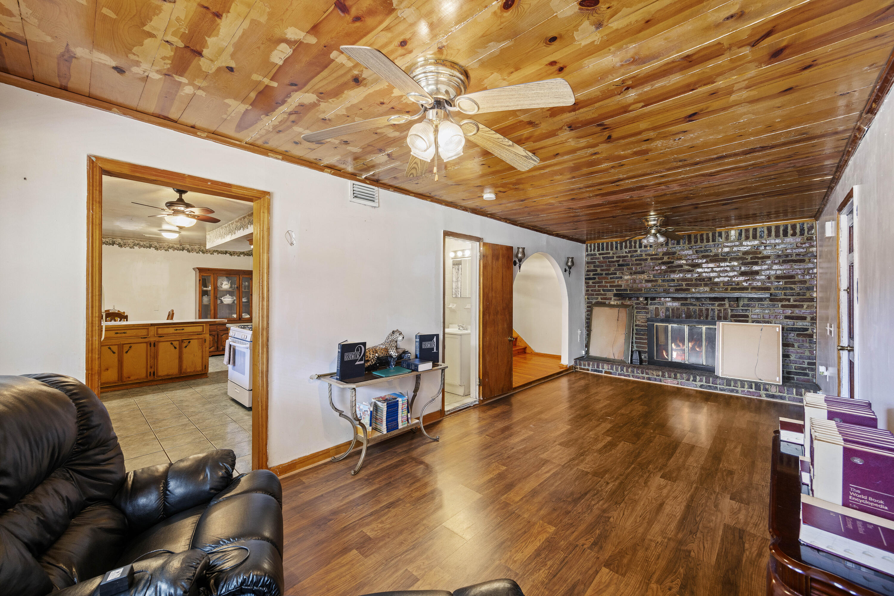 1520 Acacia Street