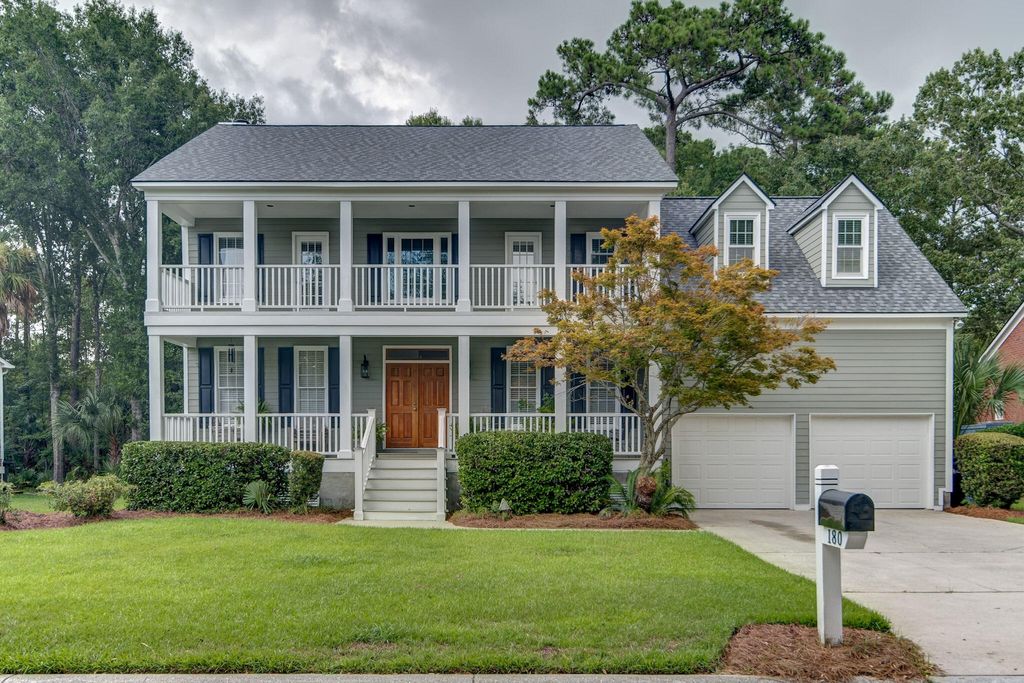 Photo of 180 Oak Point Landing Drive, Mount Pleasant, SC 29464 (MLS # 25021016)
