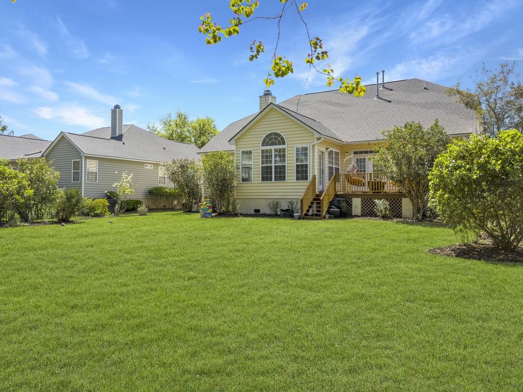 Photo of 1473 Oakhurst Drive, Mount Pleasant, SC 29466 (MLS # 26009591)