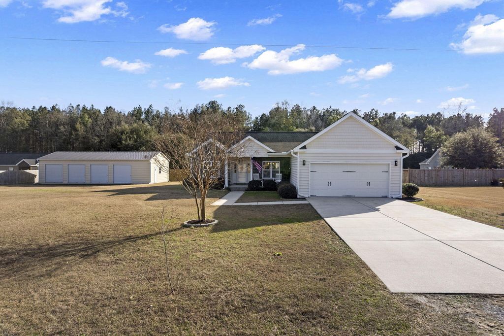Photo of 121 Edisto Dane Lane, Ridgeville, SC 29472 (MLS # 26003995)
