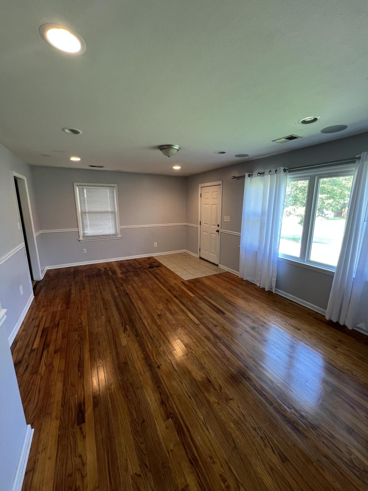 1233 Fort Drive