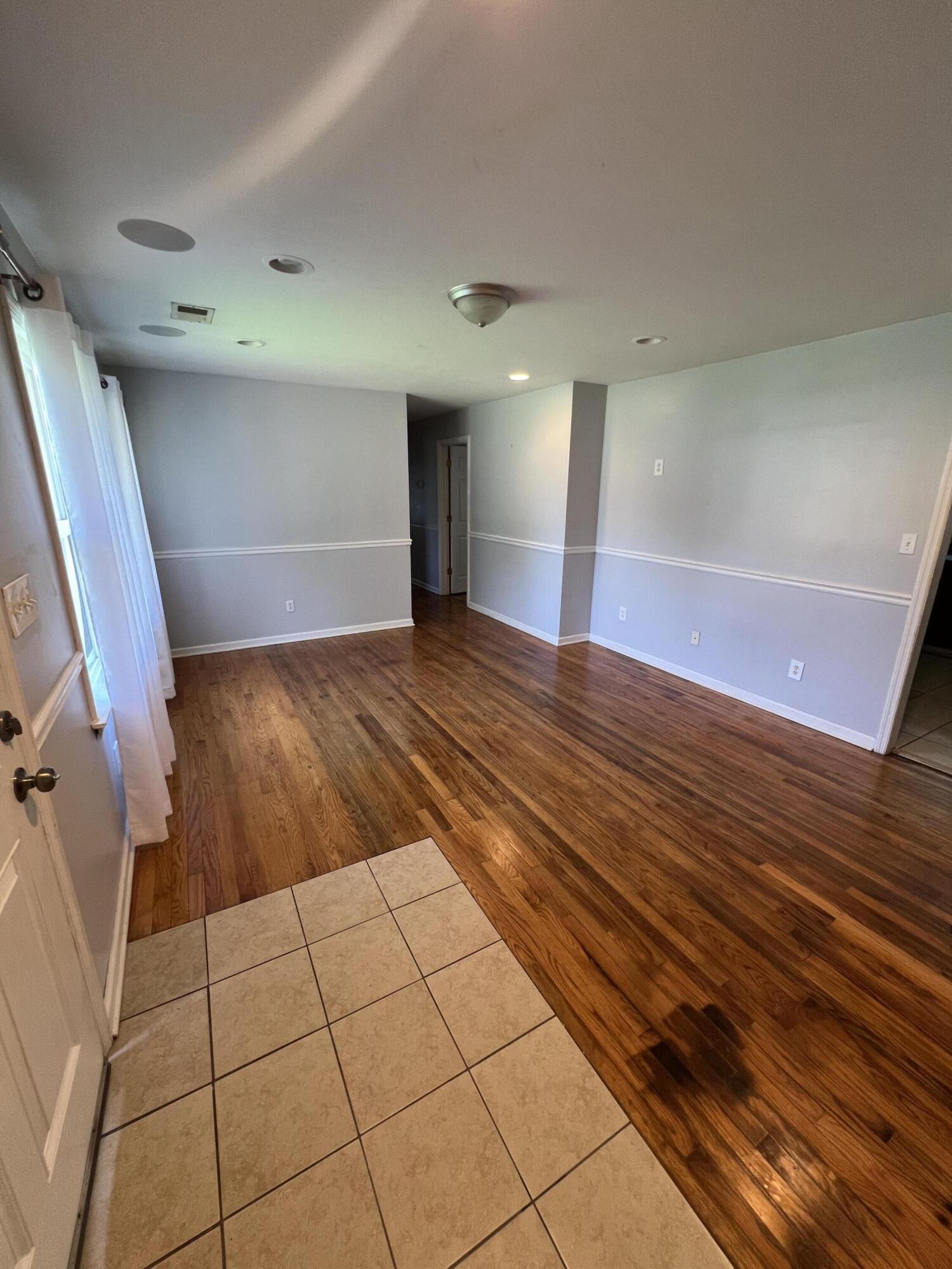 1233 Fort Drive