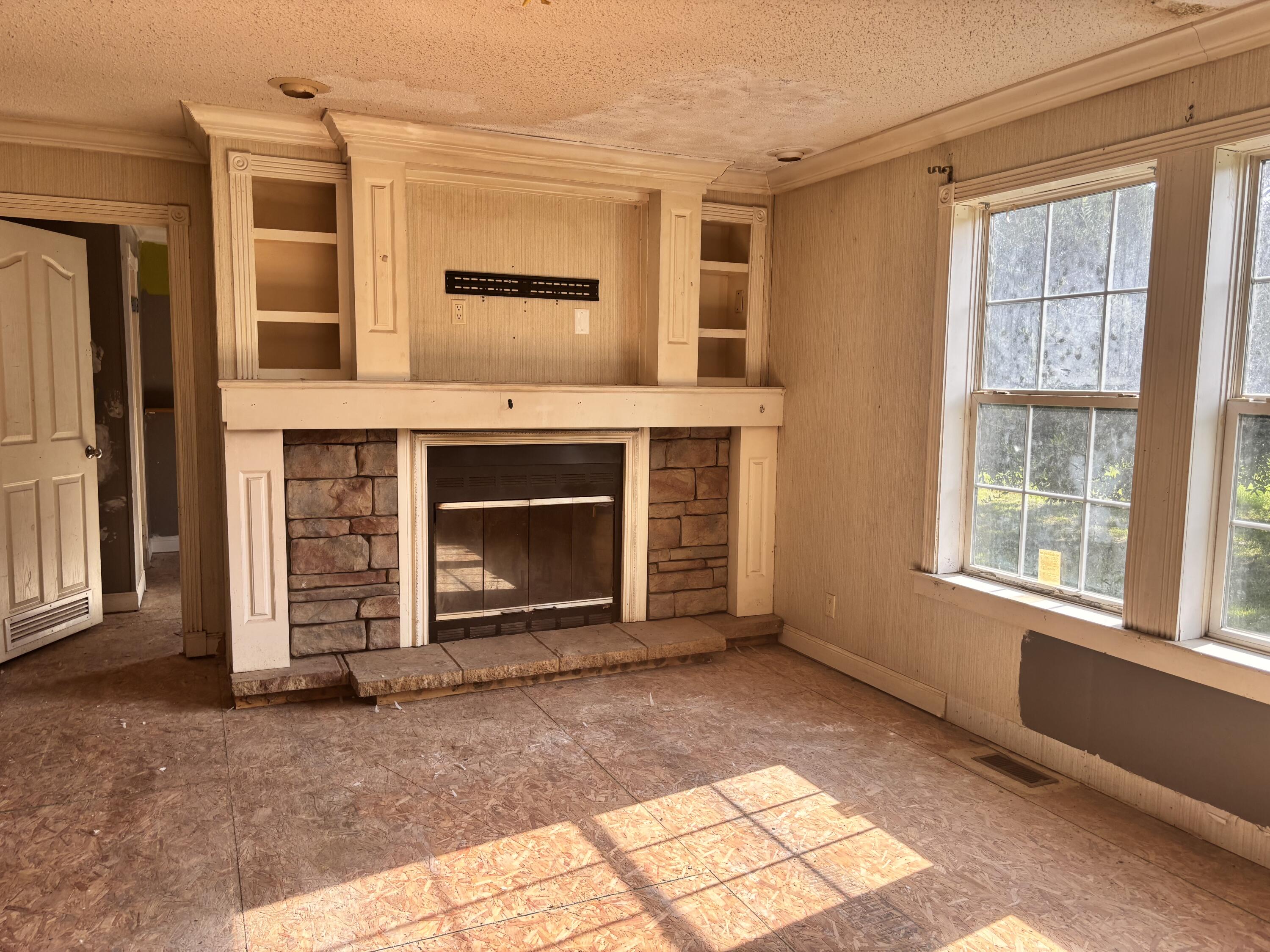 122 Idell Lane