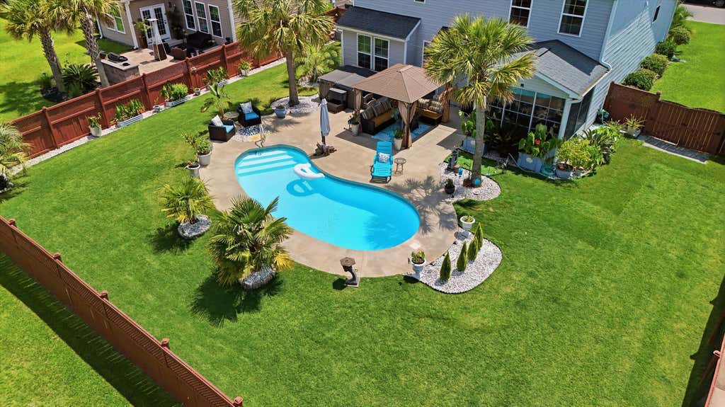 Photo of 268 Spectrum Road, Summerville, SC 29486 (MLS # 26019855)