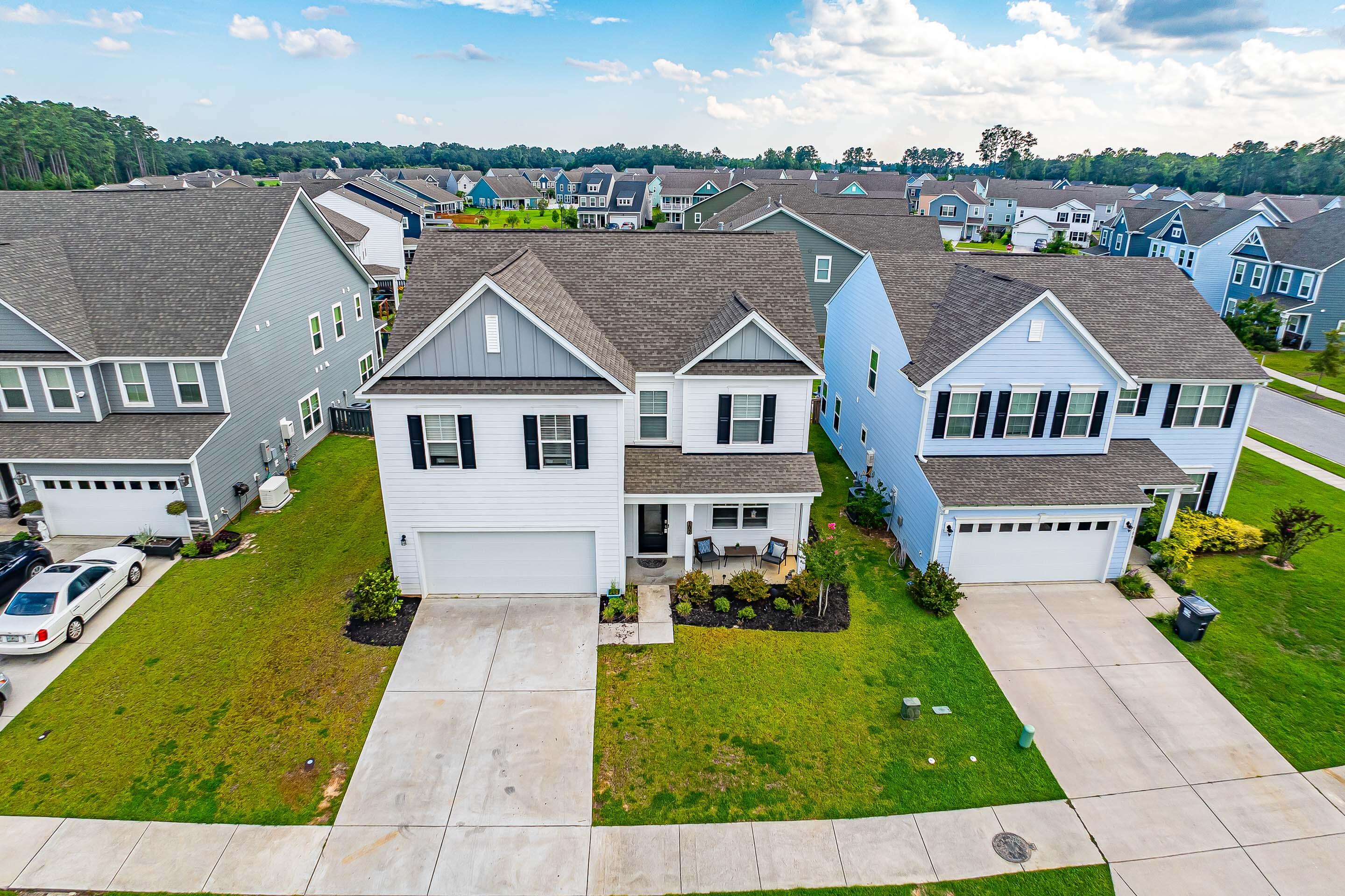 View Summerville, SC 29483 house