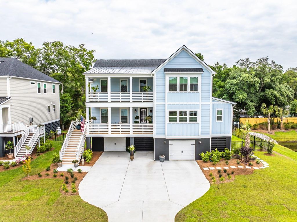 Photo of 1427 Dahlia Drive, Mount Pleasant, SC 29464 (MLS # 26014150)