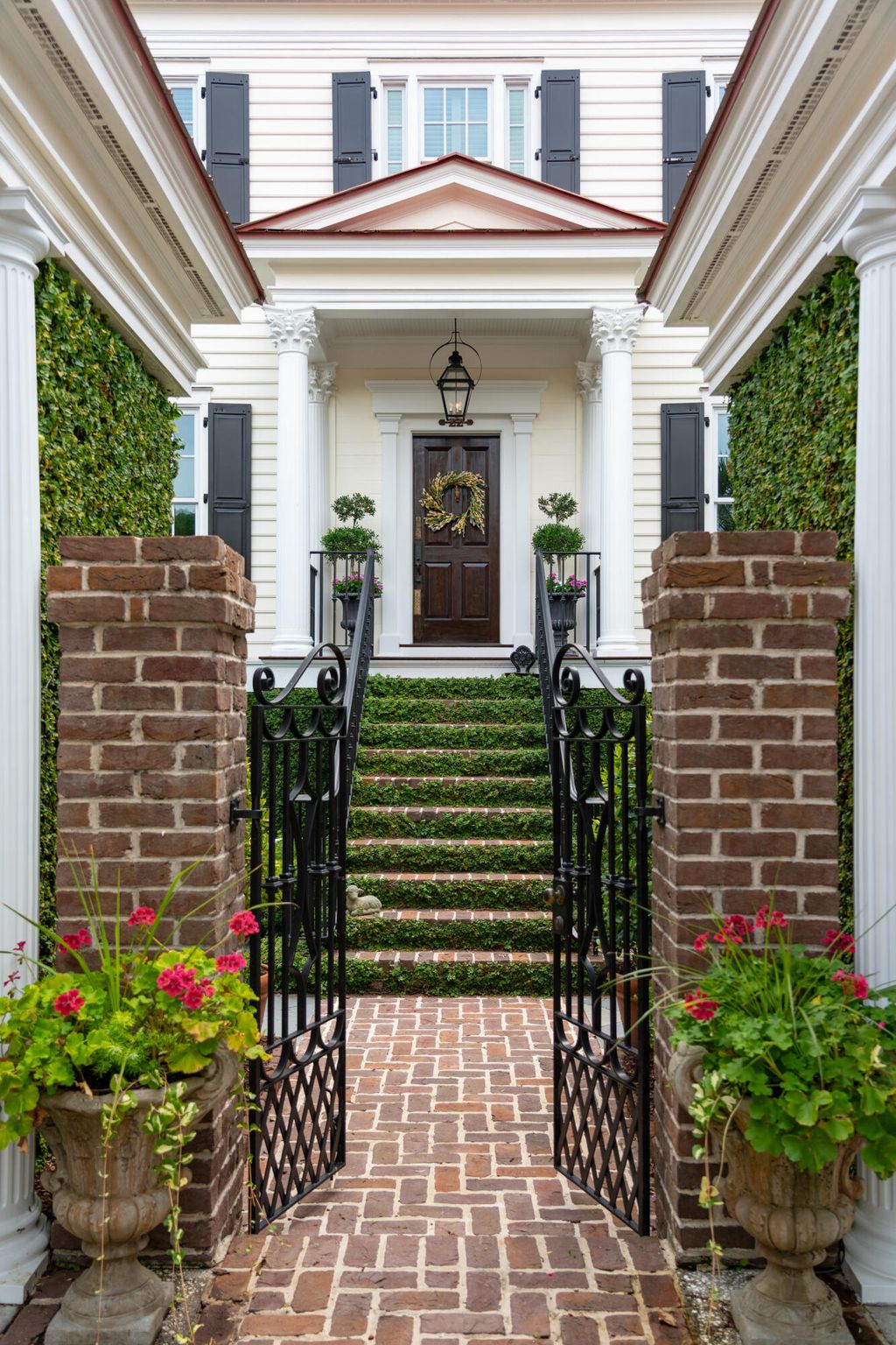 Photo of 22 Fernandina Street, Mount Pleasant, SC 29464 (MLS # 25025848)