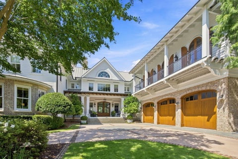 Photo of 674 Olde Salt Run, Mount Pleasant, SC 29464 (MLS # 26025023)