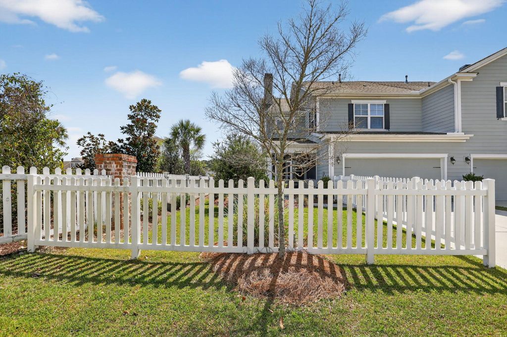 Photo of 2680 Park West Boulevard, Mount Pleasant, SC 29466 (MLS # 26007295)