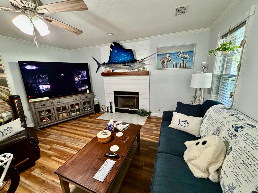 Photo of 3053 Queensgate Way, Mount Pleasant, SC 29466 (MLS # 25028056)