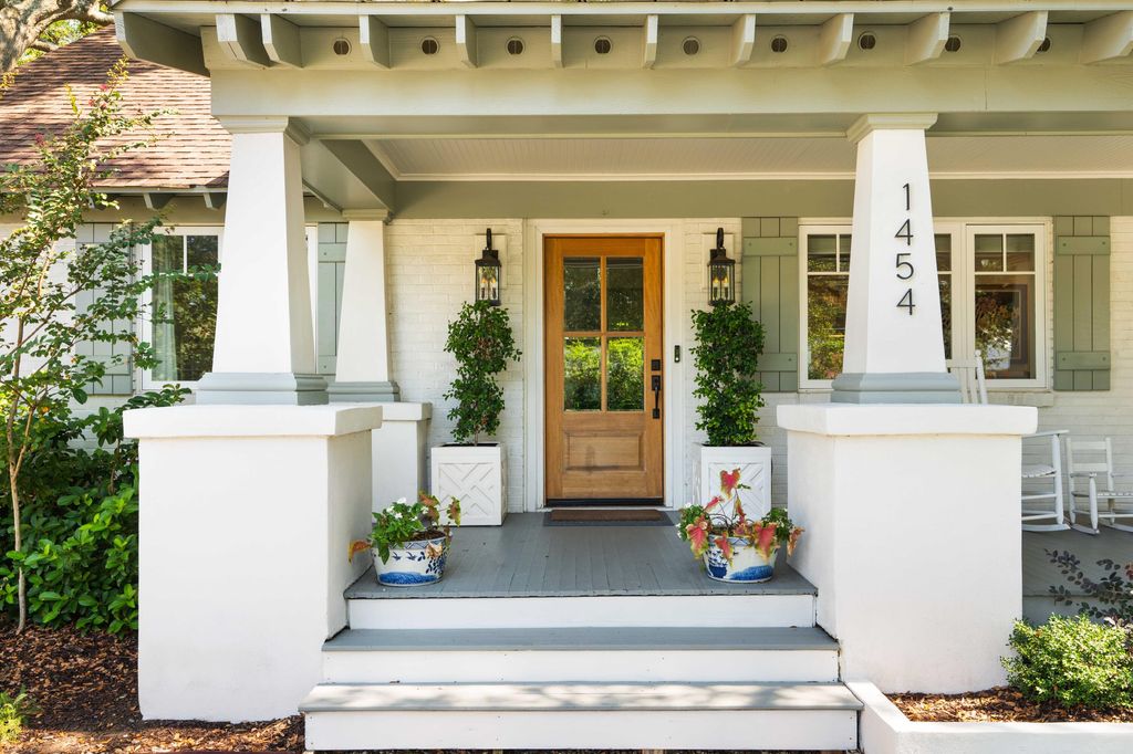 Photo of 1454 Seminole Street, Mount Pleasant, SC 29464 (MLS # 26004042)