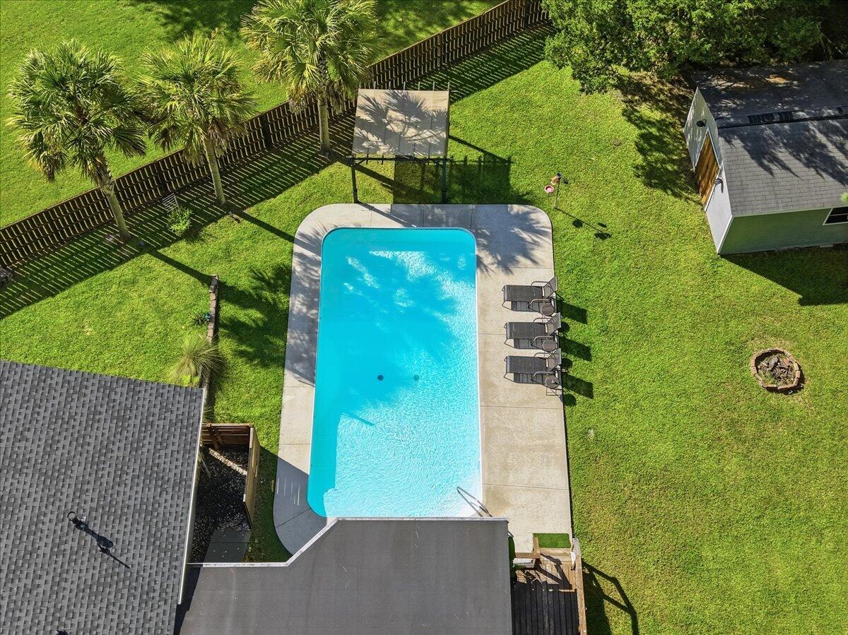 14 Wardlaw Court