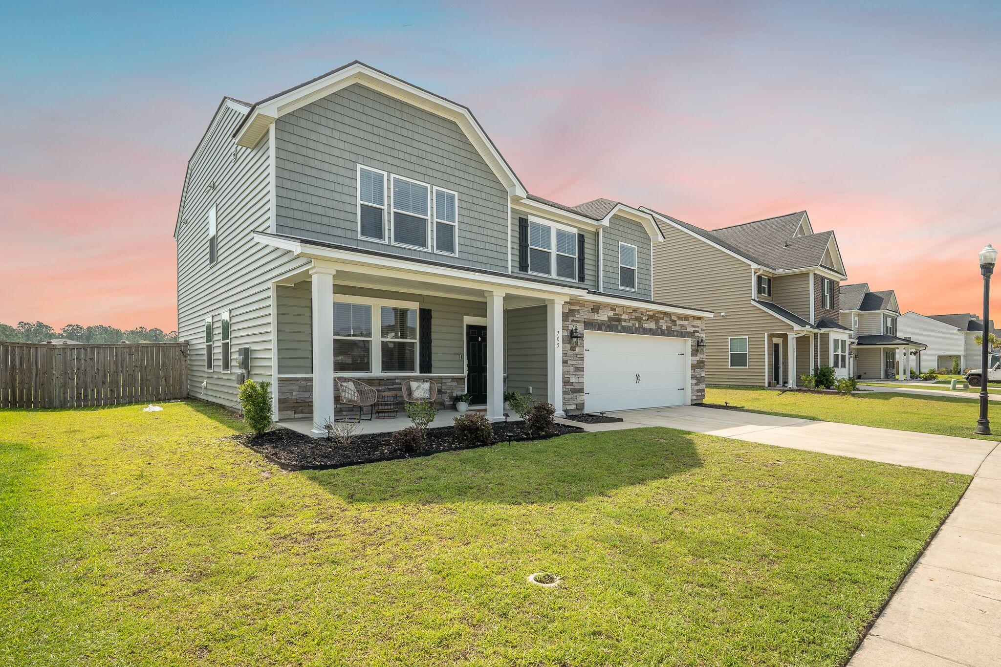 705 Squire Pope Road