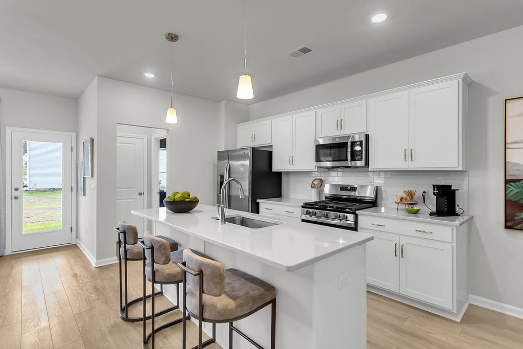 Photo of 400 O'Leary Circle, Summerville, SC 29483 (MLS # 26028515)